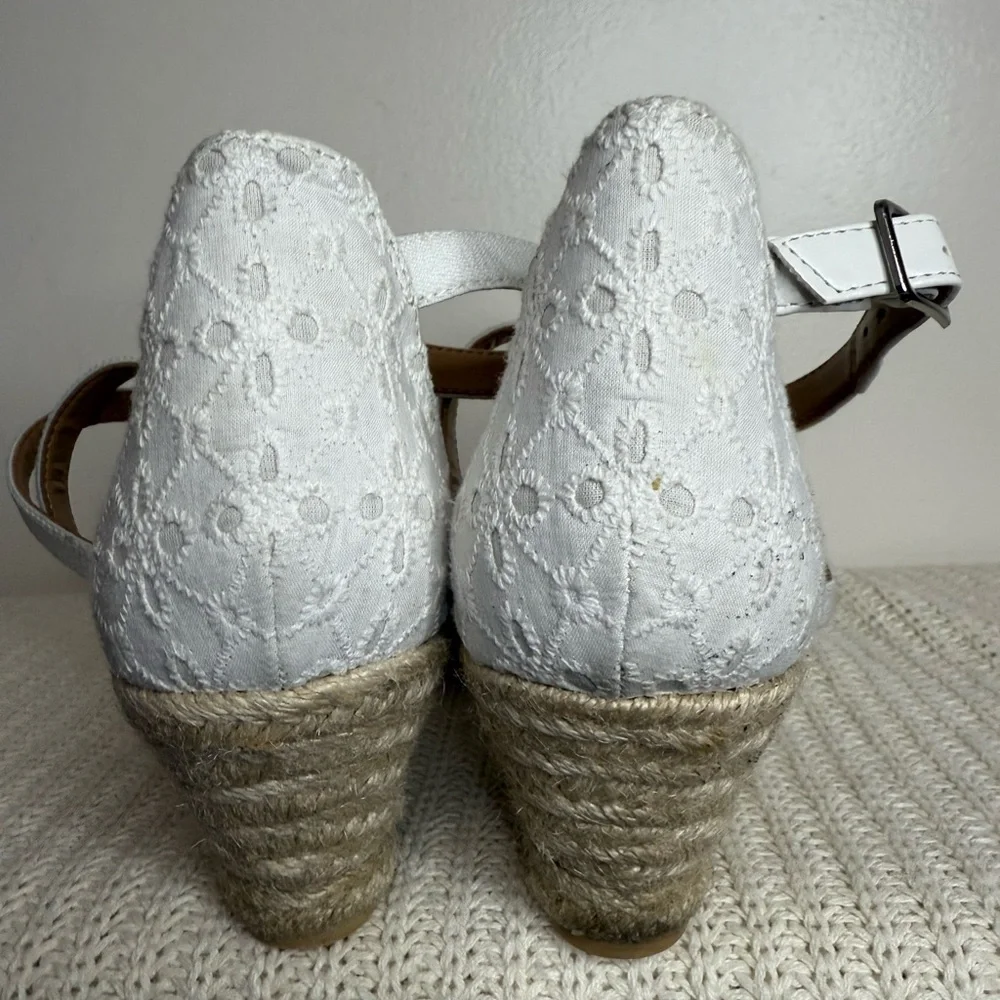 Talbots White Espadrille Wedge Sandals with Ankle Strap in size 9